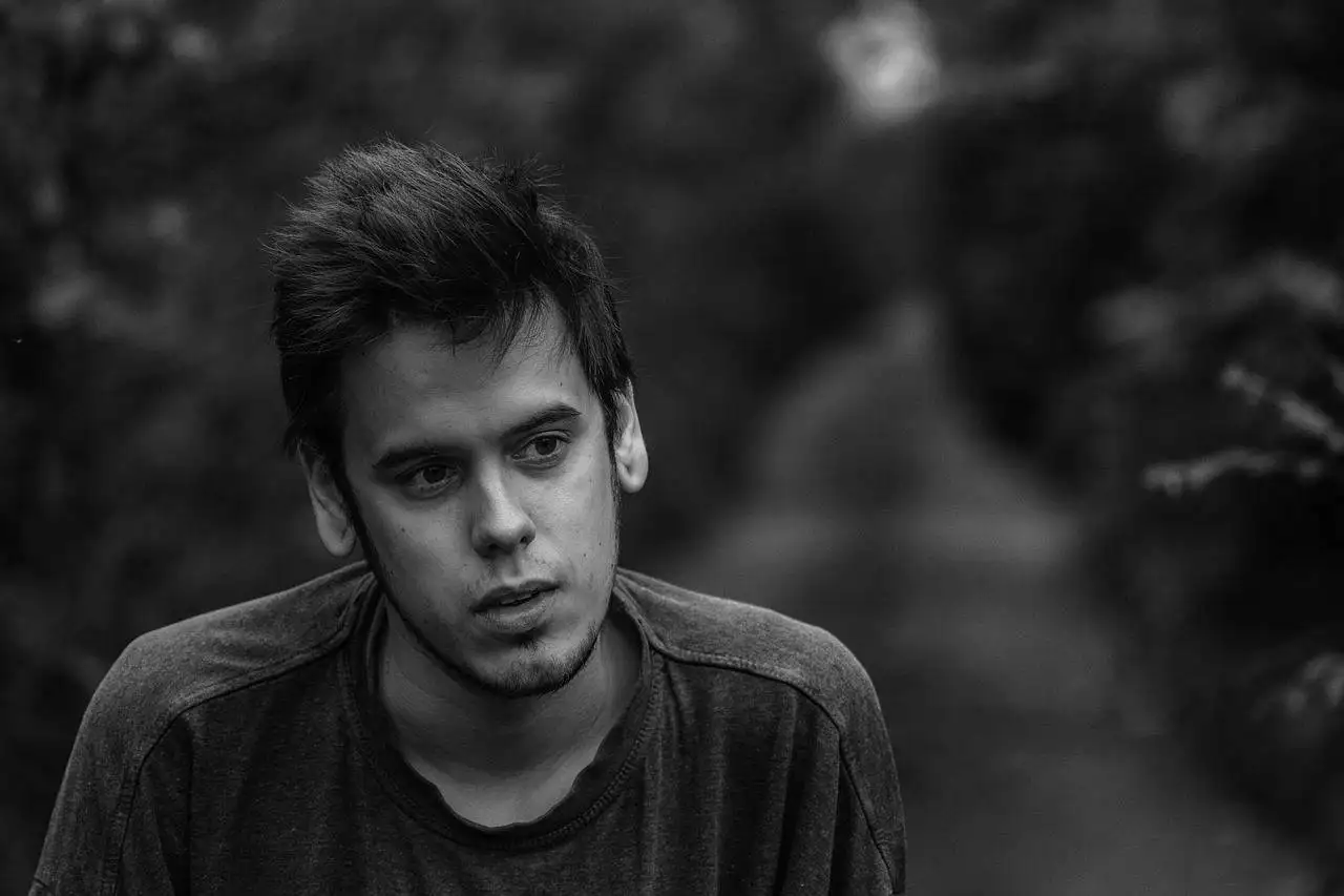 Fashion and Sustainability: Strategies for Reducing Fashion Waste and Carbon Emissions