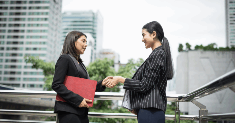 Get Help from the Best Moneylender Singapore